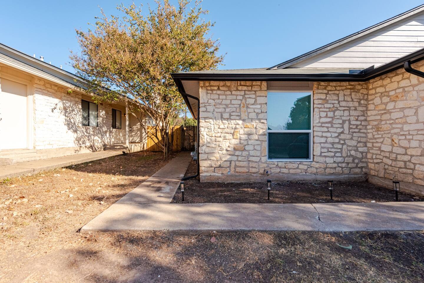 Building Photo - 1751 Horseshoe Cir