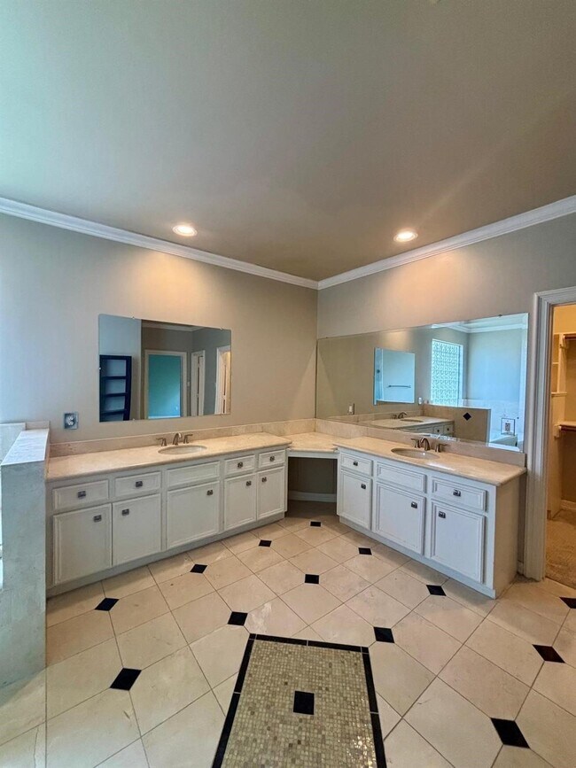 Building Photo - 3515 Durness Way