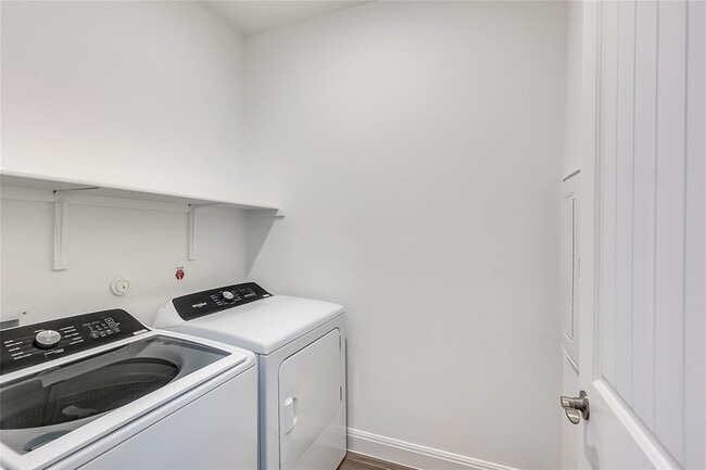 Building Photo - 13220 Baccarac Ln