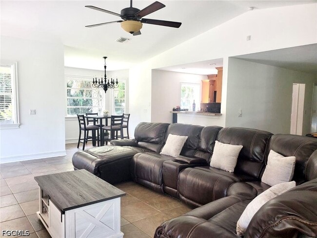 Building Photo - 740 19th St SW