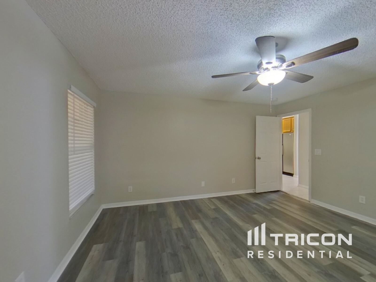 Building Photo - 464 Goldenmoss Loop