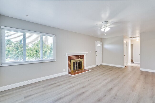 Building Photo - FOR RENT – Beautifully Updated 4 Bed / 3 Bath Home in Prime Santa Clara Location (NVIDIA)