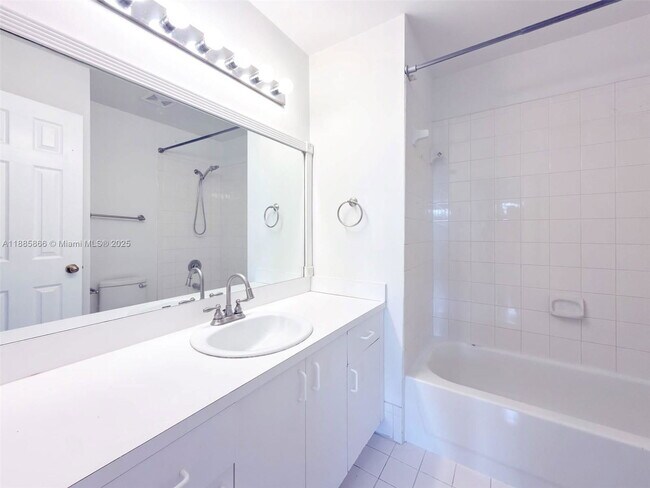 Building Photo - 7780 SW 160th Ave