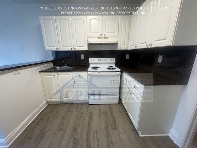 Interior Photo - 717 NE 10 ST, APT 3 Hallandale, FL 33009