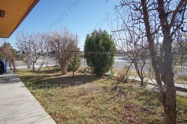 Building Photo - 4031 Thomason Ave