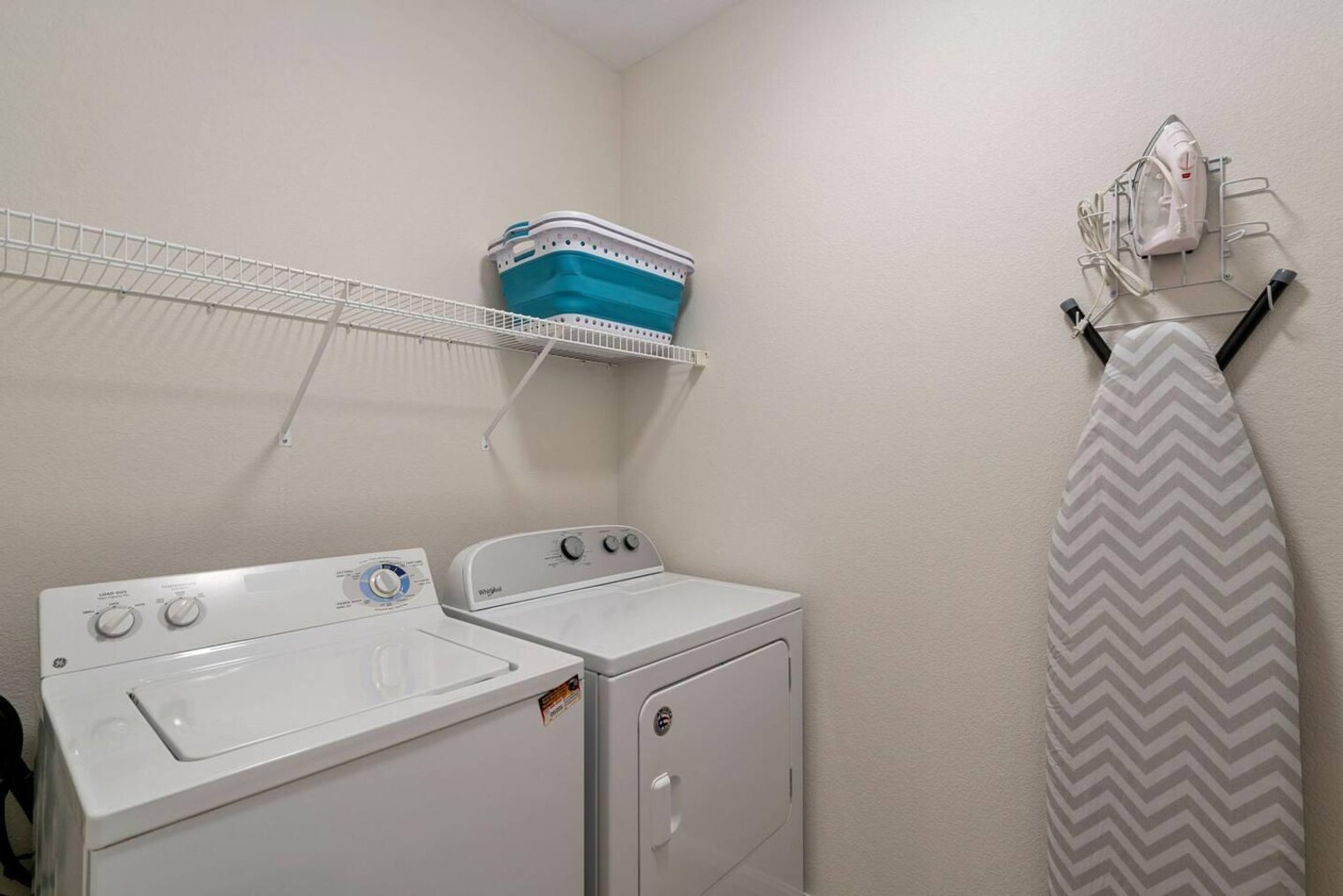 Building Photo - 2667 Whitetail Cir