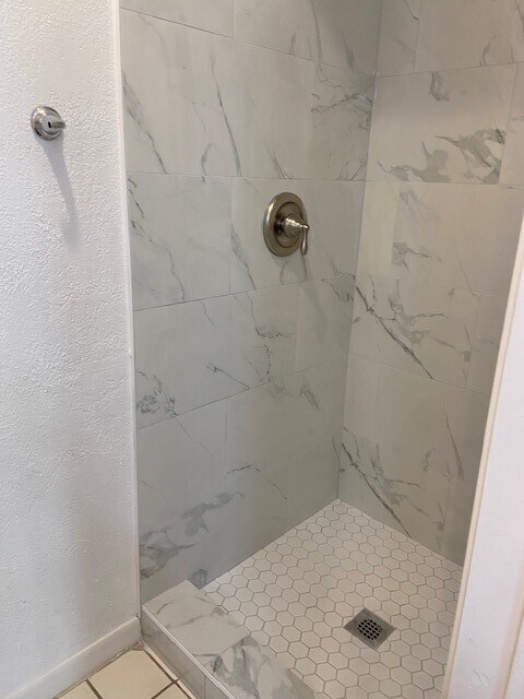 Building Photo - 746 Country Pl Dr