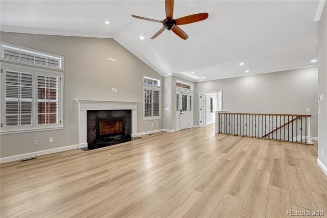 Building Photo - 9885 Greensview Cir