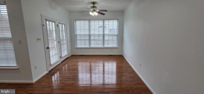 Building Photo - 20544 Blue Heron Terrace