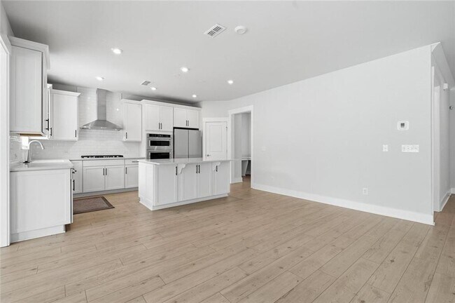 Building Photo - 4719 Wilderness Trl