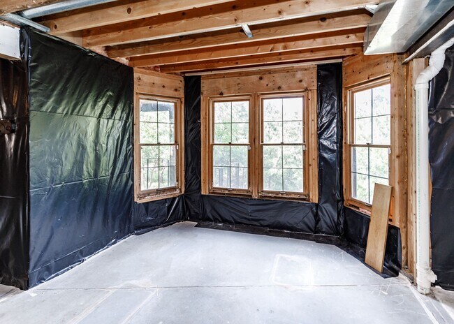 Building Photo - 70 Beckwith Dr
