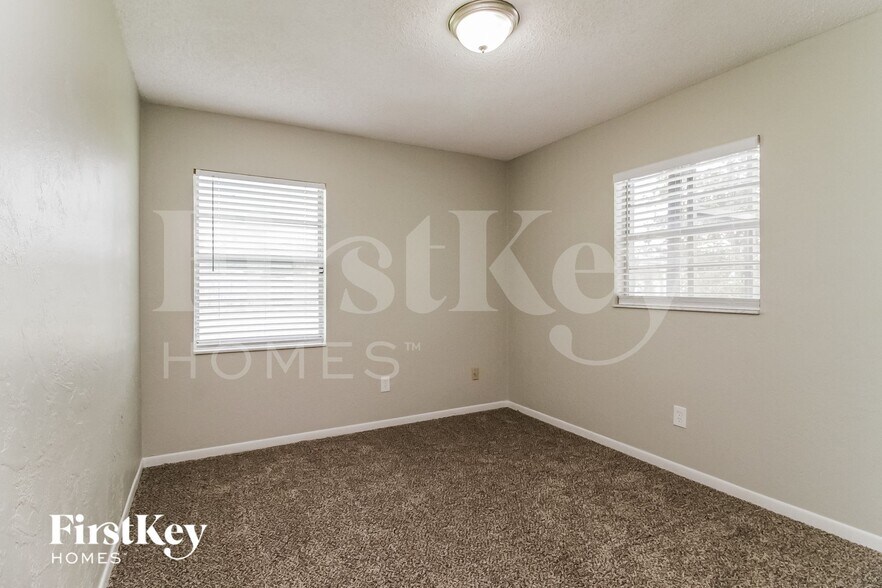 Building Photo - 891 Shenandoah Ave