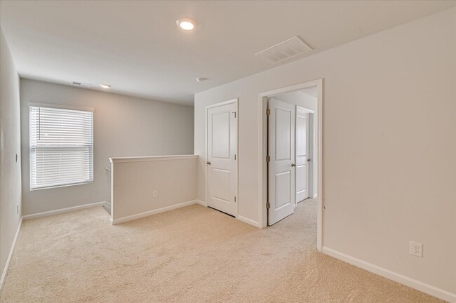 Building Photo - 2892 Calli Crossing Dr