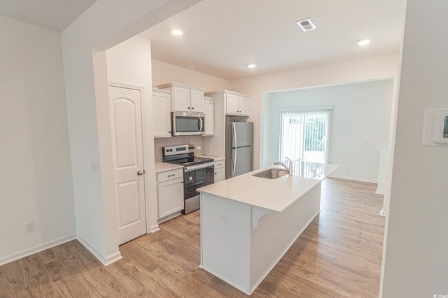 Building Photo - 219 Crescent Wy