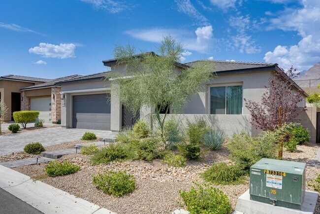 Building Photo - BEAUTIFULLY FULLY FURNISHED 4 BEDROOM 3.5 BATH HOME IN 89138