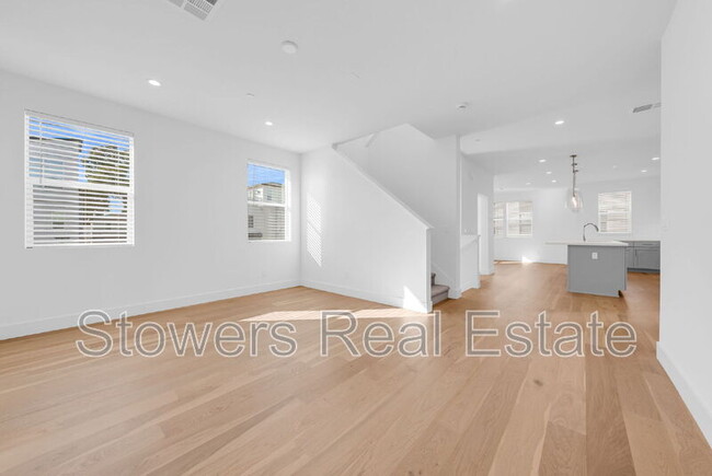 Building Photo - 3001 Ivory Ter