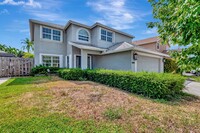 Building Photo - Boca Raton Modern Comfort Meets Florida Ch...