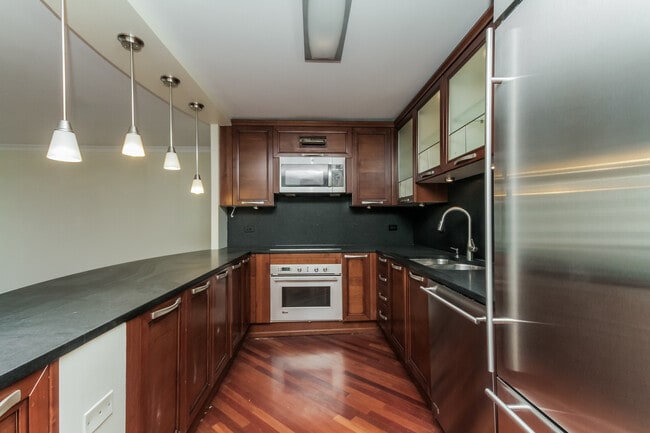 Building Photo - 440 N Wabash Ave