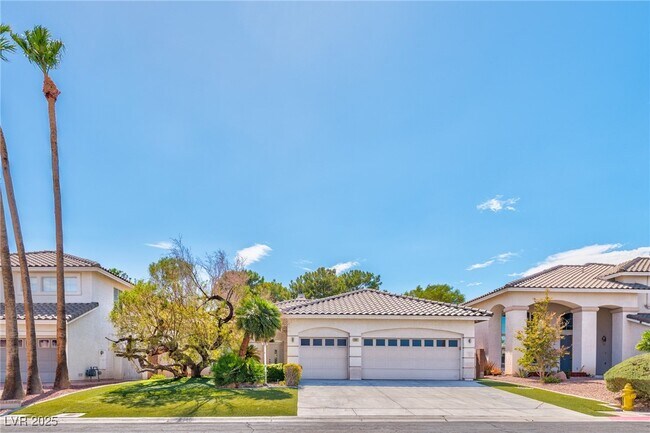 Primary Photo - 3897 Windansea St