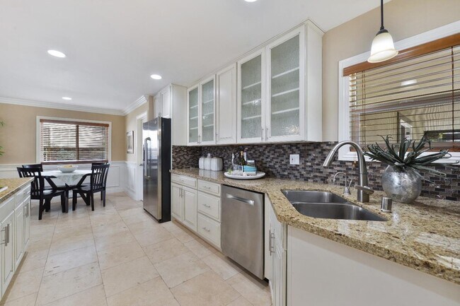 Building Photo - 1423 Piedmont Rd