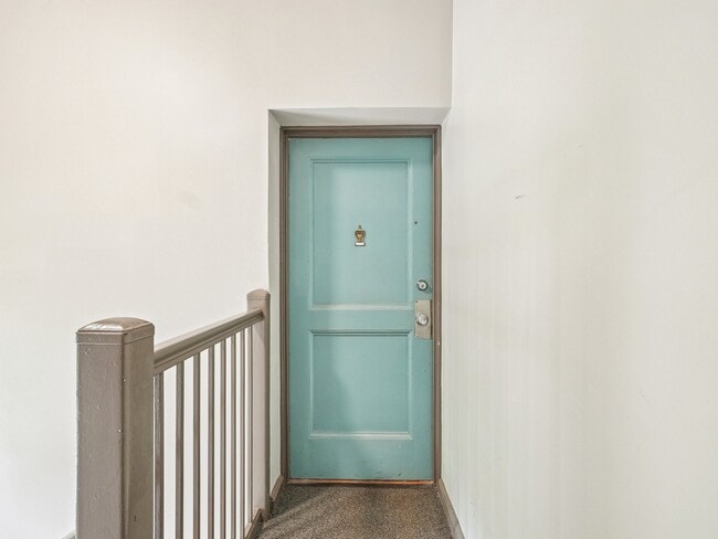 Floorplan - Cameron Court Apartments