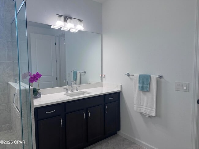 Building Photo - 9259 Paradise Dr