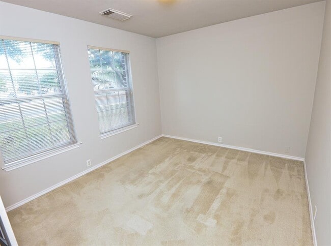 Building Photo - 2109 Kimra Ln