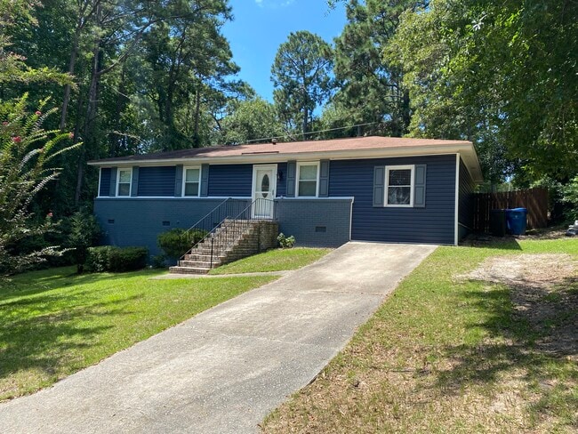 Primary Photo - 322 Westgate Dr
