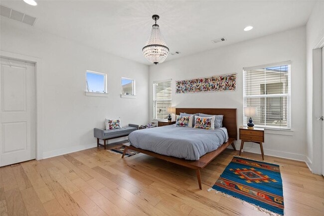 Building Photo - 2713 Halcyon Dr