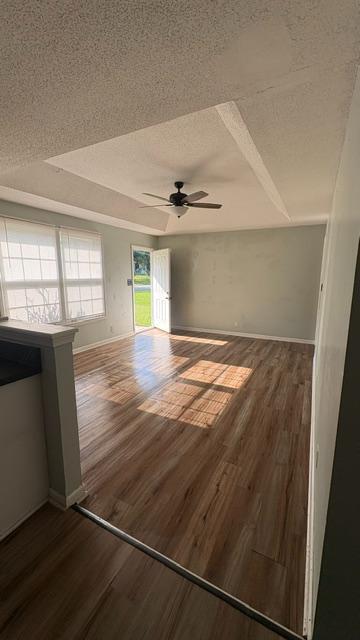 Building Photo - 538 Donna Dr