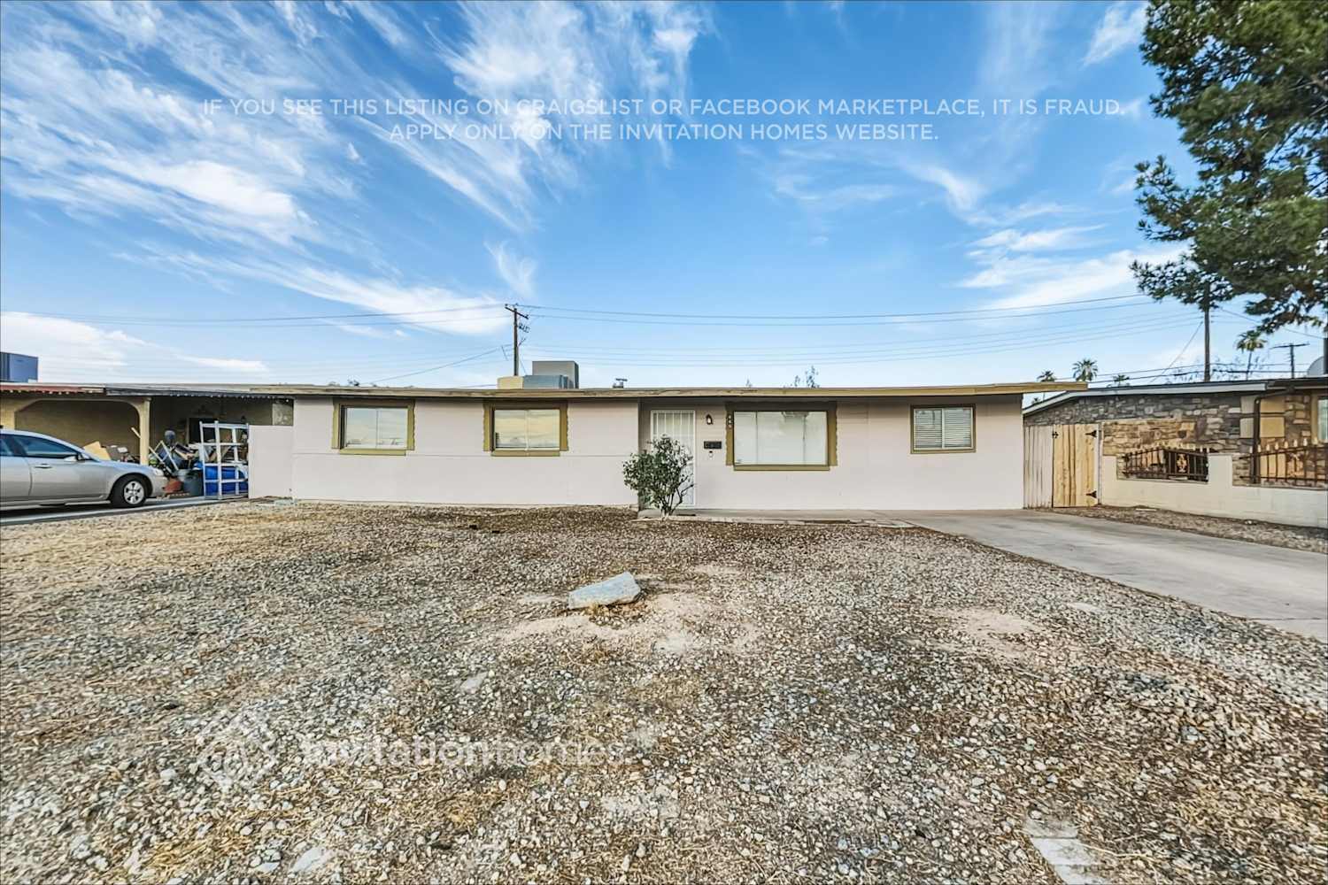 Building Photo - 449 S Stewart