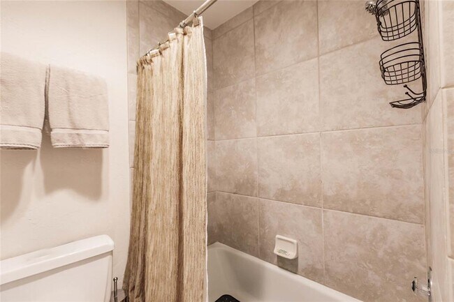 Building Photo - 1205 E Peppertree Dr