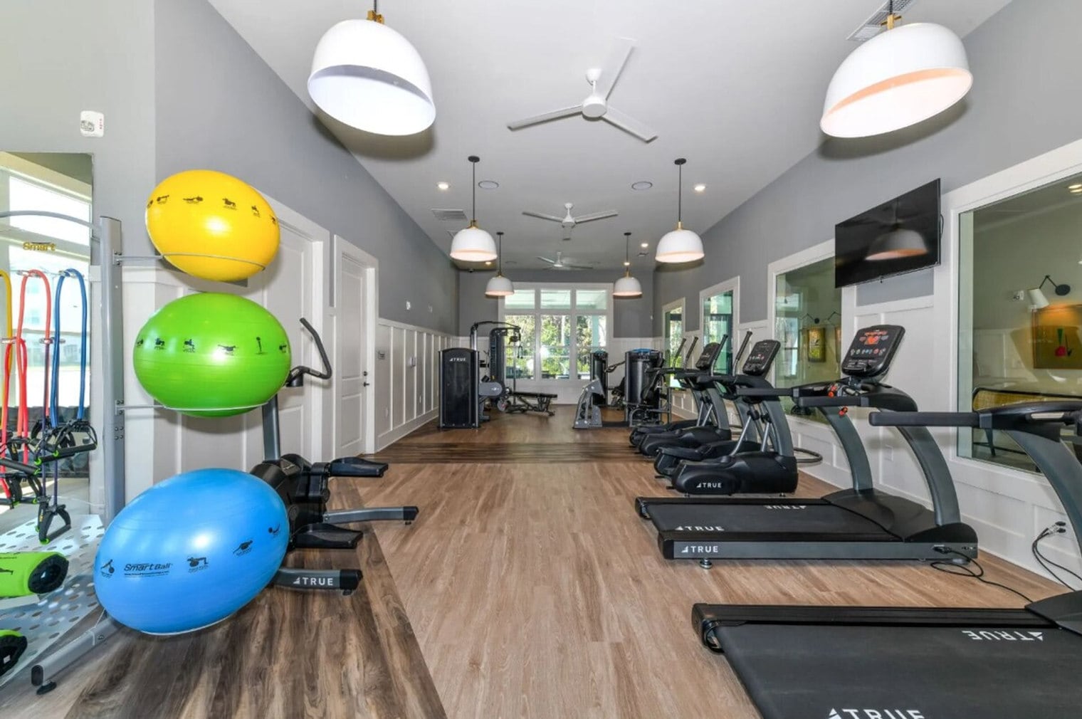 Building Photo - 8355 Coventry Ct