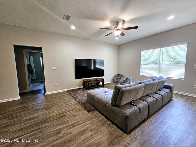 Primary Photo - 12716 Deeder Ln