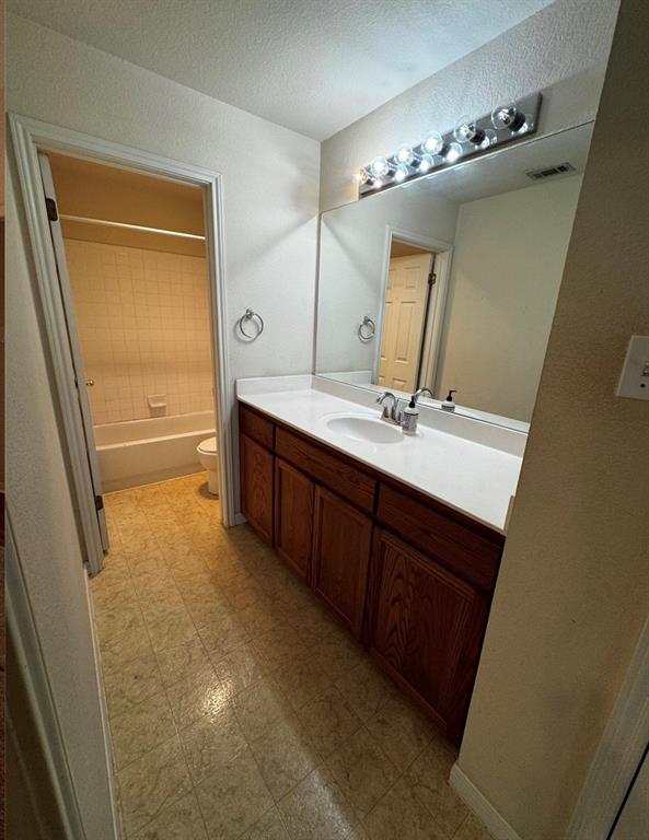 Building Photo - 8613 Talyne Chaise Cir