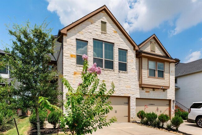 Primary Photo - 5206 Pr Ter Ln
