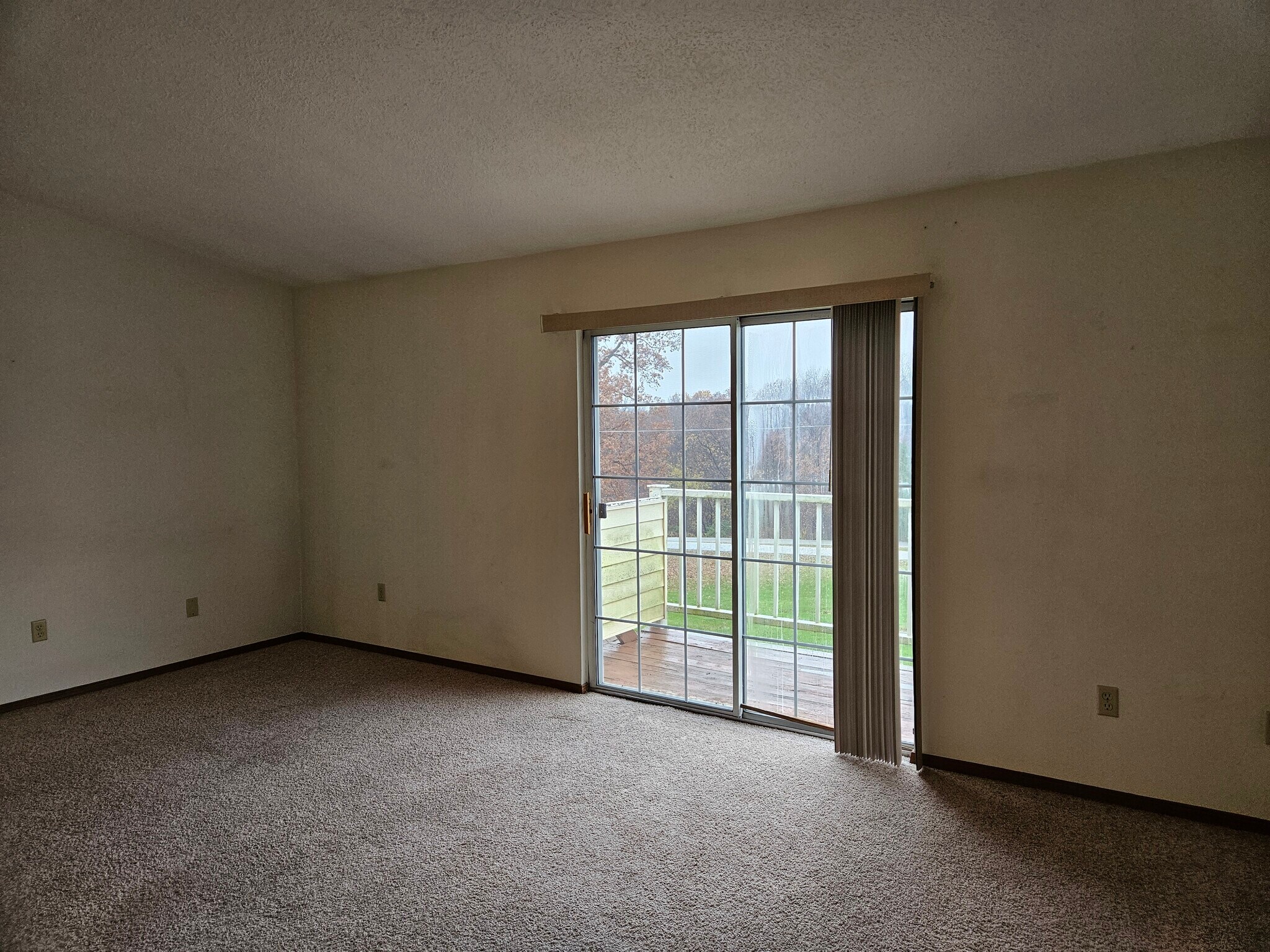 Building Photo - 208 Huckleberry Heights Dr