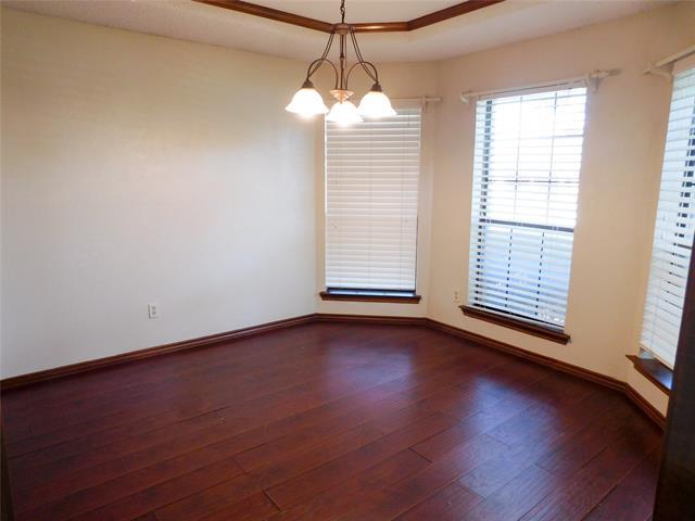 Building Photo - 805 Sandy Creek Dr