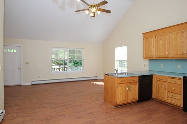 Building Photo - 406 South Eagleville Road