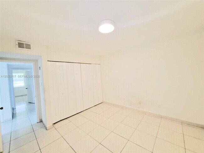 Building Photo - 15320 SW 106th Terrace