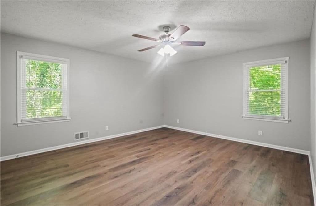 Building Photo - 703 Navaho Ct