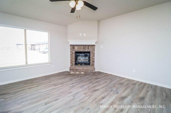 Building Photo - 2525 137th St