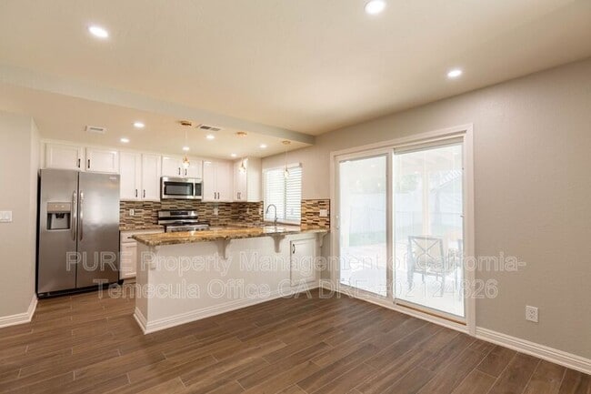 Building Photo - 30345 Pechanga Dr