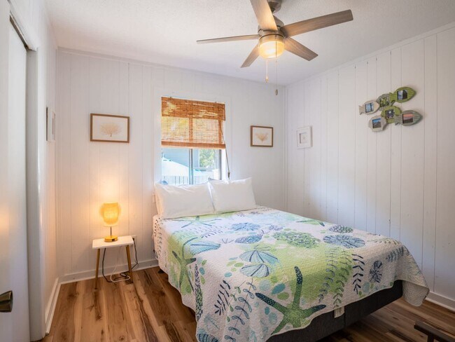 Building Photo - OFF-SEASON MONTHLY BEACH LIVING AWAITS!