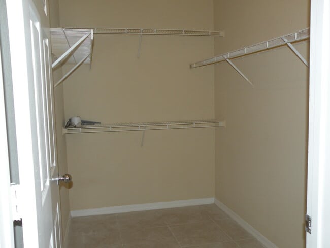 Building Photo - 15025 Michelangelo Blvd