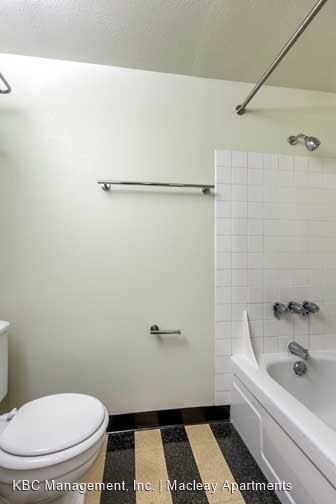 Building Photo - 2 br, 1 bath Apartment - 1905 NW 29th Ave