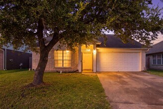 Building Photo - 15738 Boonridge Rd