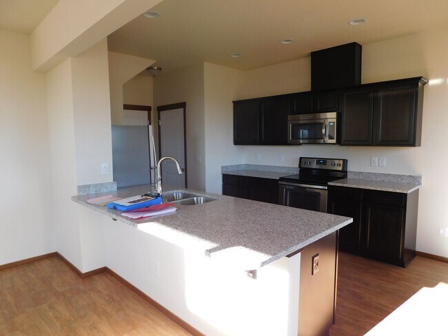 Building Photo - Gilkey 425,LLC#10