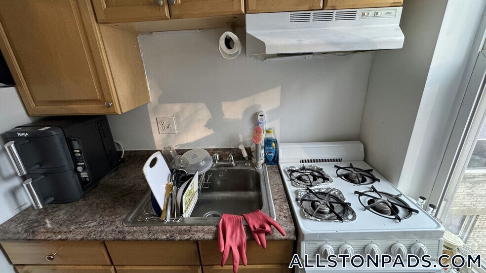 Primary Photo - 110 Brainerd Rd