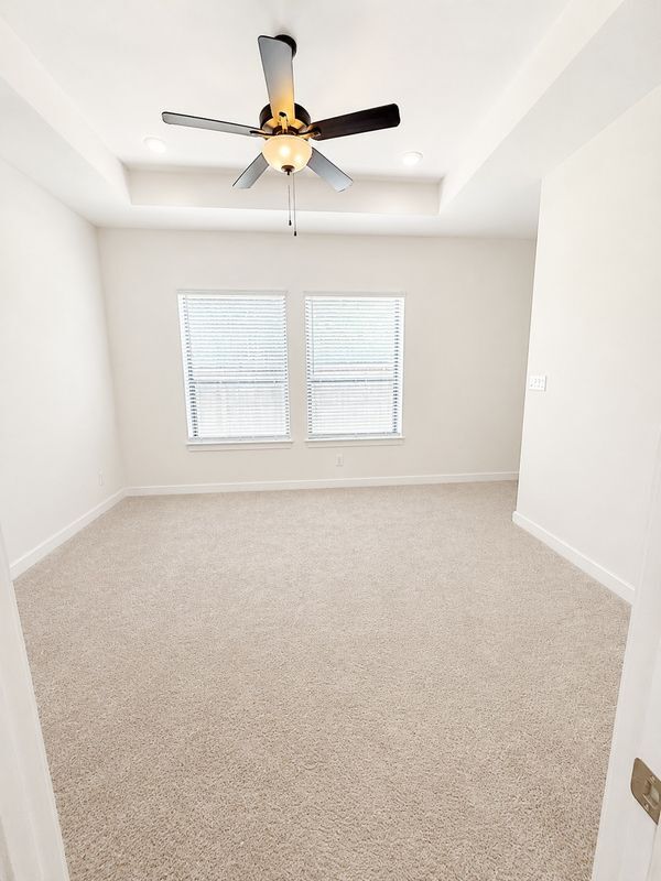 Building Photo - 10602 William Pk Dr
